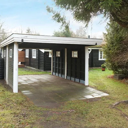 7 Person In Hojby-by Traum *