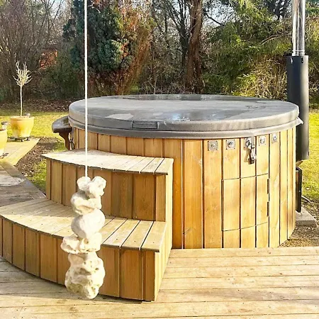 7 Person In Hojby-by Traum Højby